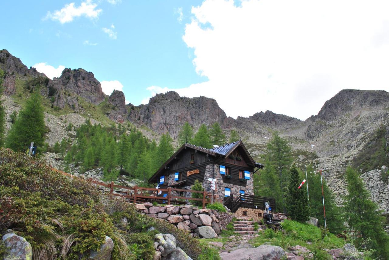 Hotel Belvedere Wellness & Family Baselga di Pinè Buitenkant foto